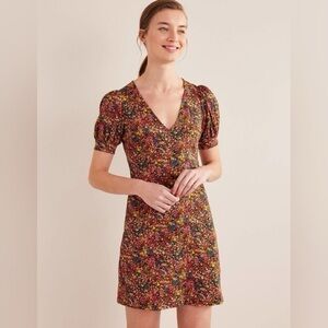 BODEN Floral V-Neck Short Sleeve Dress in Multi-Color